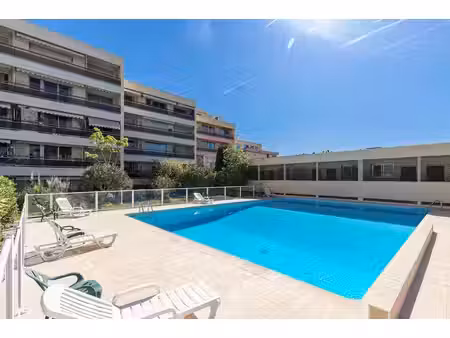 studio - 30 53 m2 avec terrasse