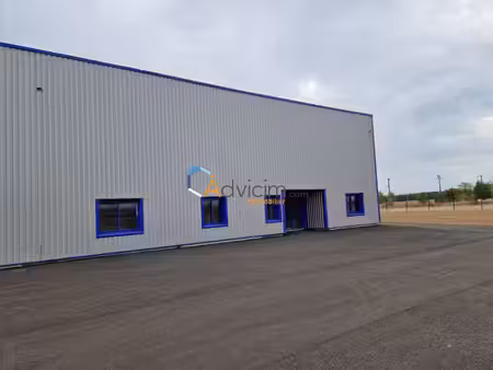 location local commercial