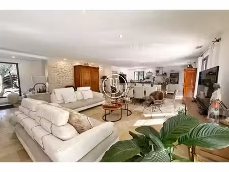 maison saint-rémy-de-provence - 4 chambres - 180m²