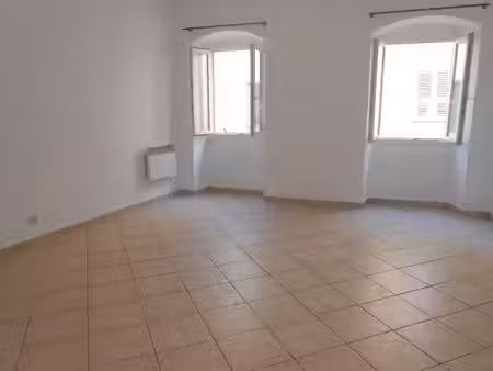 location appartement 1 pièce 35 m² à ajaccio (20000)  510 €