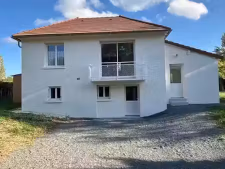 location maison 5 pièces 108 m² à neuvy-sur-loire (58450)  850 €