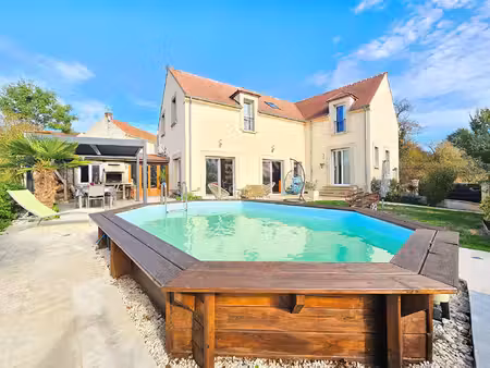 frémécourt ! maison de 2016  pièce de vie de plus de 100 m²  4 chambres et piscine