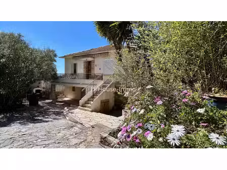 villa bas faron loubiere