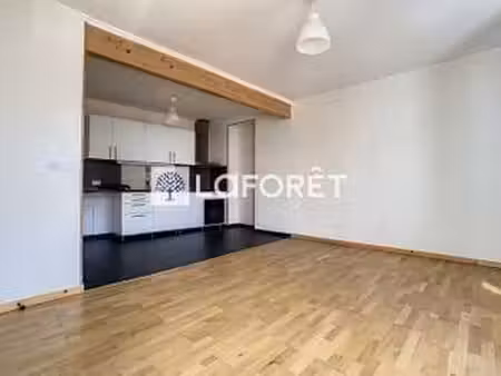 location appartement 3 pièces à argentonnay (79150) : à louer 3 pièces / 63m² argentonnay