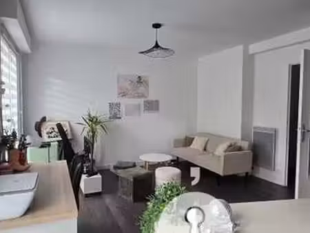 location appartement t1 à laval (53000) : à louer t1 / 39m² laval