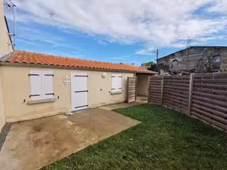 location maison à la haie-fouassière (44690) : à louer / 61m² la haie-fouassière