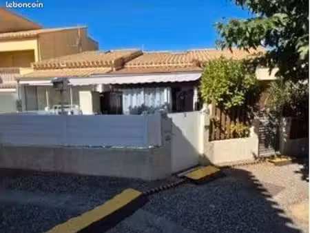 maison bord de méditerranée