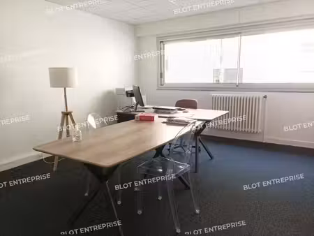 location bureaux nantes 44000 184m²