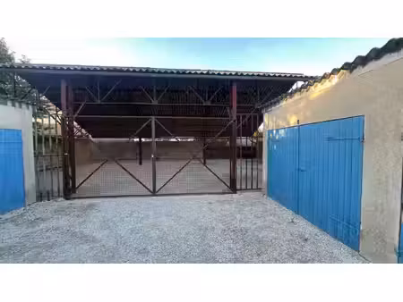 a louer - hangar a troyes