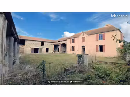 maison 6 pièces 196 m²