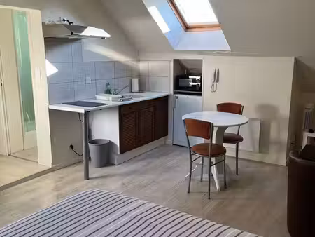 studio 27 m2 meublé centre ville