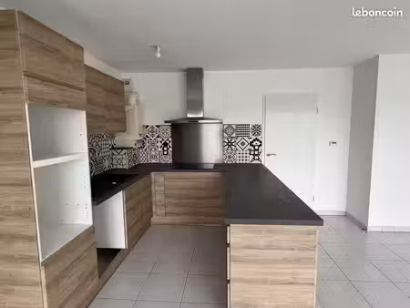 appartement 3 pièces 63 m²