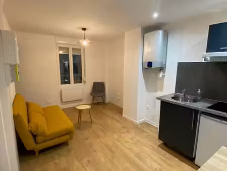 studio 1 pièce 18 m²
