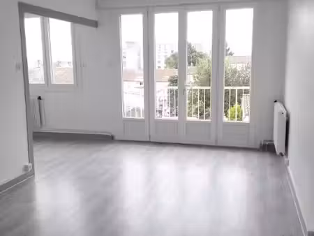 appartement 3 pièces 77 m²