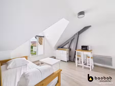 studio 1 pièce 13 m²