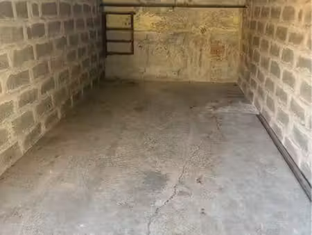 loue box fermé au mourillon