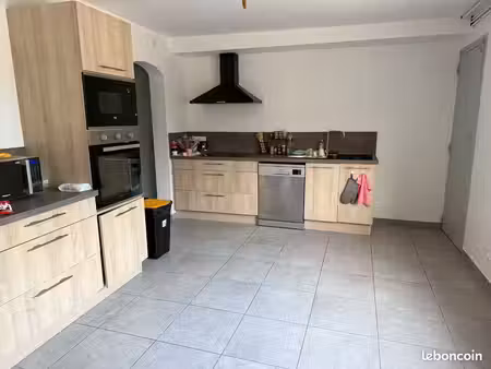 location maison de ville