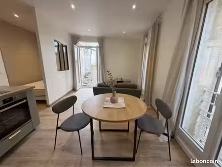 studio meublé entièrement rénové de 26 m²