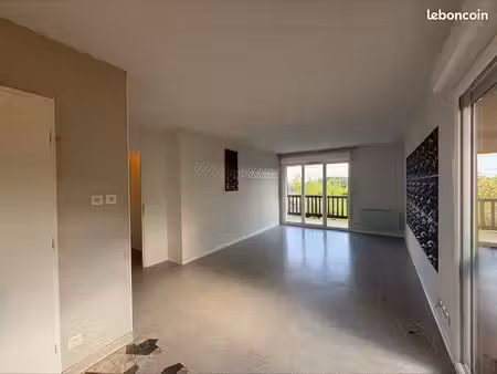 appartement 3 pièces 63 m²