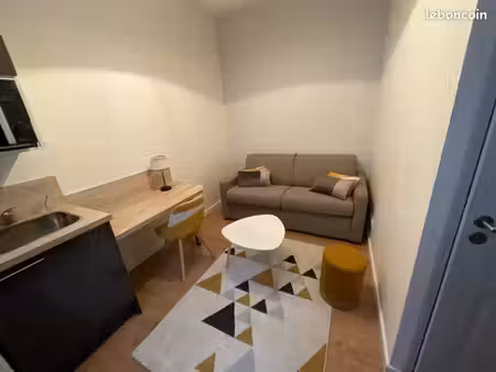 ◊ studio meublé de 13m² – proche gare et centre-ville