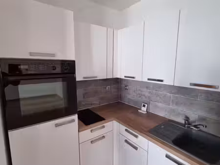 ? coup de cœur – t3 avec terrasse de 22 m²  parking et climatisation 590 / mois charges co