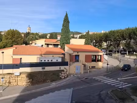 location t4 manosque