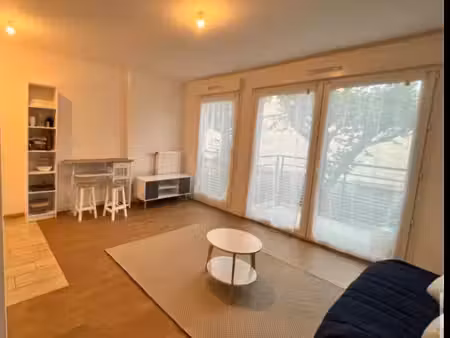 studio lumineux 27m2 verneuil