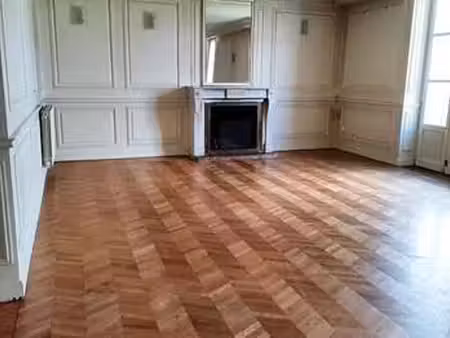 location appartement 4 pièces à fougères (35300) : à louer 4 pièces / 125m² fougères