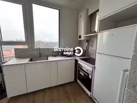 location appartement 2 pièces meublé à saint-pol-de-léon (29250) : à louer 2 pièces meublé