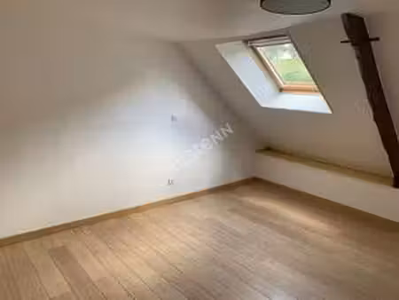 location appartement 2 pièces à lamballe (22400) : à louer 2 pièces / 37m² lamballe