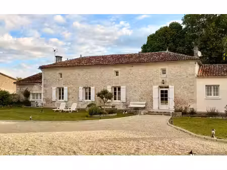 maison la rochette m² t-10 à vendre  398 000 €