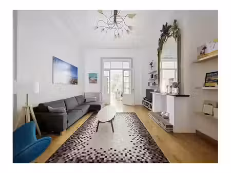 duplex à louer avec terrasse et jardin   saint-gilles (vbe82869)