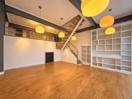 45 28 m² de possibilités pro !