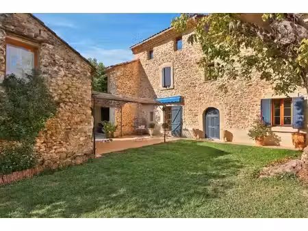 maison coup de coeur de 5 pièces de 164 m² à camaret-sur-aigues
