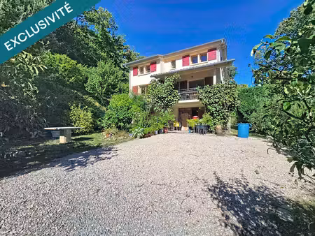 une maison traditionnelle de 141 m² au cœur d’un environnement naturel exceptionnel  sur p