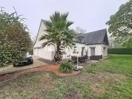 maison familiale 153m2 double garage 52m2 et un garage annexe