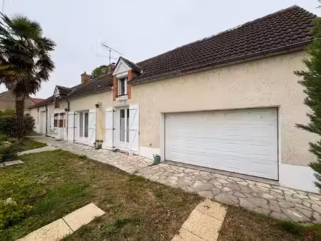 à vendre - authentique longère en pierre avec jardin à poilly-lez-gien