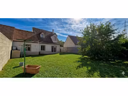maison familiale sur sous sol total  confort de plein pied.
