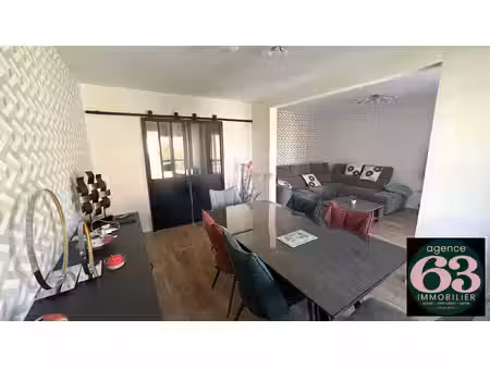 sacteur galoubies  chamalières  beau et lumineux t3 de 84 m2  a