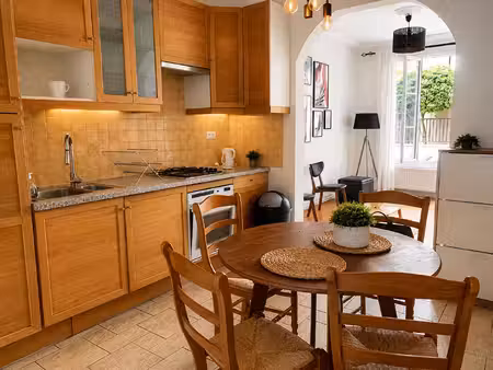 appartement 3 pièces de 52 m² au calme