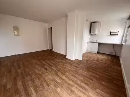 a louer 3 pieces 55m² nanterre universite