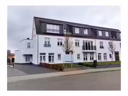 appartement à louer à koning albertstraat 122 weelde (rbx22428)