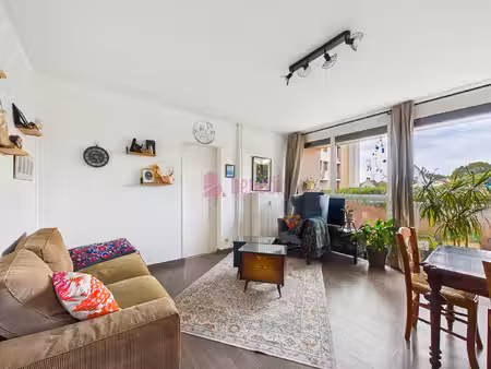 a vendre: appartement 3 pièces avec balcon et parking à saint-avold