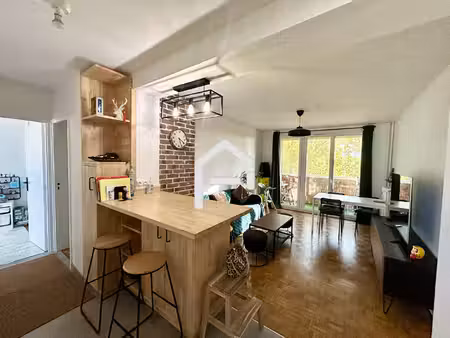 a louer : t3 meublé de 56m² avec un balcon à toulouse