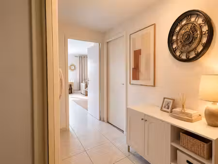 à louer - appartement t3 avec deux terrasses à tours nord