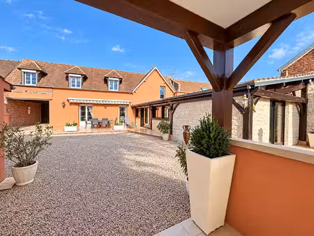 grandfresnoy - belle propriété ancienne avec dépendance aménagée
