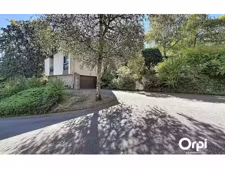 maison saint-éloy-les-mines 212 m² t-7 à vendre  199 000 €