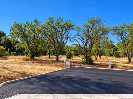 vente terrain 420 m² à uzès (30700)  123 900 €
