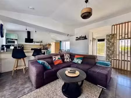 vente maison à saint-urbain (85230) : à vendre / 108m² saint-urbain