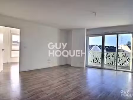 location appartement 4 pièces à saint-avé (56890) : à louer 4 pièces / 74m² saint-avé